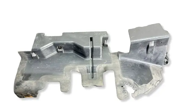 Volkswagen PASSAT B6 Intercooler air guide/duct channel 3C0121283