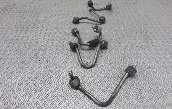 Renault Scenic II - Grand scenic II Fuel injector supply line/pipe 