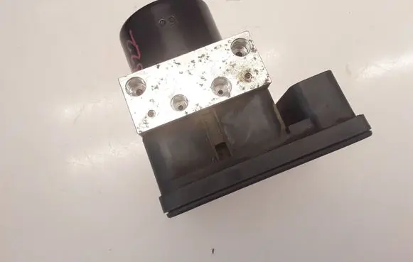 Volvo S40 ABS Pump 4N512C405AD 4N512C405 30647857A