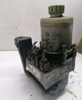 Skoda Fabia Mk1 (6Y) Power steering pump 6Q042371A