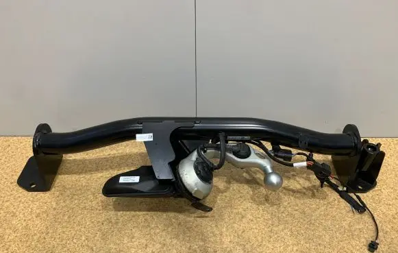 BMW 2 Active Tourer U06 Tow bar set 8739187