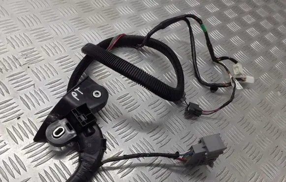 Mazda 5 Front door wiring loom/harness boot C23567PS0