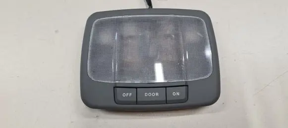 KIA Carens I Rear seat light