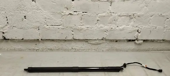 Volvo XC60 Tailgate strut 32136006