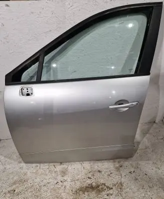 Renault Scenic III - Grand scenic III Front door 801014883R