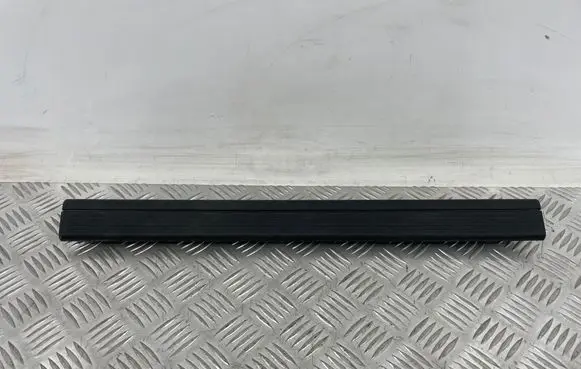 Mercedes-Benz C W204 Front sill trim cover A2046860136