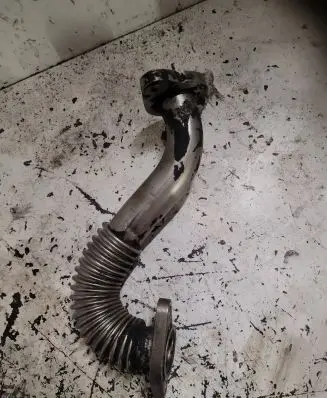 Renault Latitude (L70) EGR valve line/pipe/hose