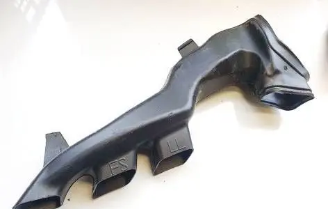 BMW X1 E84 Air intake hose/pipe 5145696628601 11242010