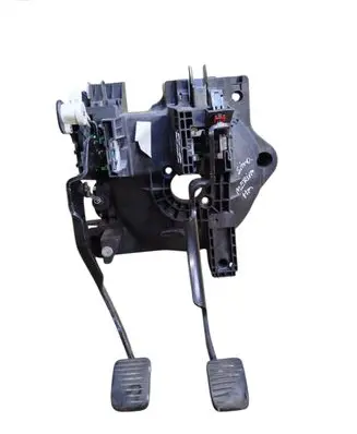 Opel Meriva B Pedal assembly 13252876 00046058