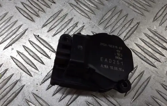 Ford C-MAX I Central body control module 3M5H-19E616-AB