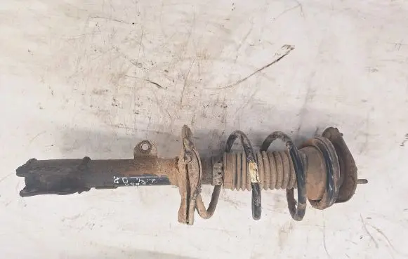 Toyota Corolla Verso E121 Front shock absorber with coil spring