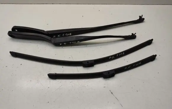 BMW 5 F10 F11 Front wiper blade arm 7203157 61617203157 7182460