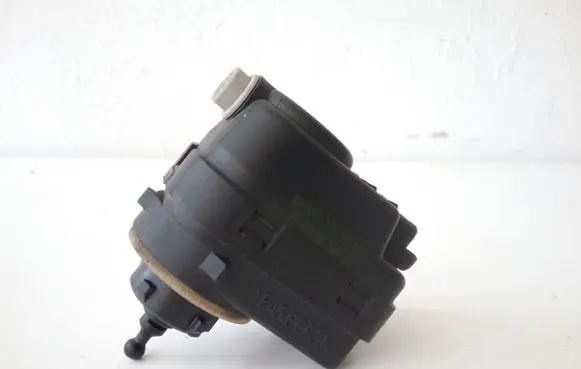 Citroen Xsara Picasso Headlight level adjustment motor 