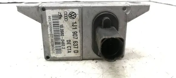 Volkswagen Golf IV ESP acceleration yaw rate sensor 1J1907637D 10098004822 0093800482118302