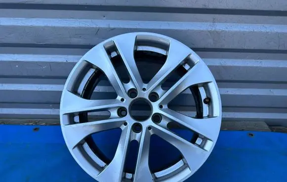 Mercedes-Benz C W204 R17 alloy rim A2044017502