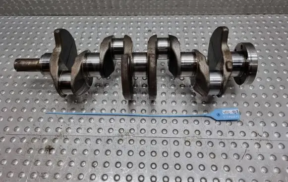 Mercedes-Benz A W176 Crankshaft 2859