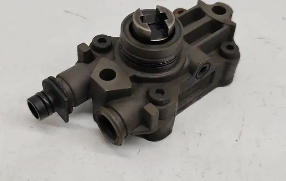 Mercedes-Benz Vaneo W414 Fuel injection high pressure pump A6110900350 0440020027 6110900350