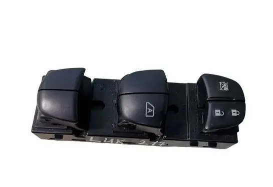 Nissan Juke I F15 Electric window control switch 254011KK0B 911EB03