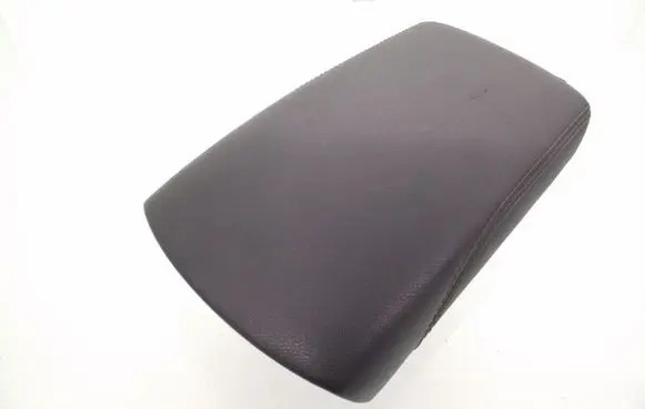 Nissan Qashqai Armrest 4EA0A