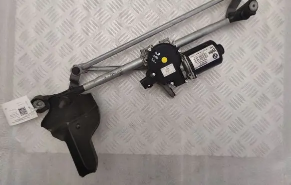 BMW 4 F36 Gran coupe Front wiper linkage and motor 7267504 7260489