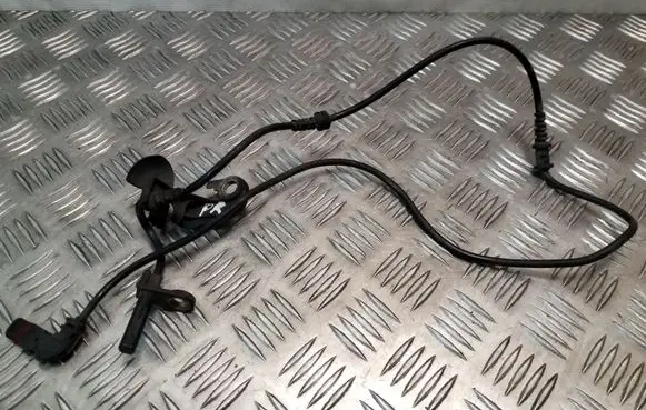 Mercedes-Benz S W221 ABS brake wheel speed sensor A0035429318