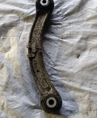 Volkswagen Touareg I Front control arm 7L0505375A
