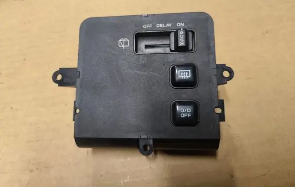 Other switches/knobs/shifts