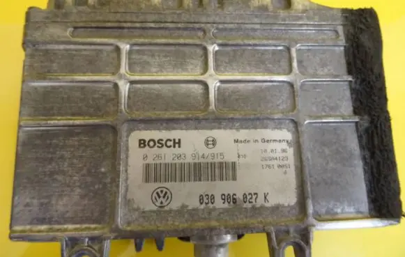 Volkswagen Polo III 6N 6N2 6NF Engine control unit/module 030906027K 0261203914