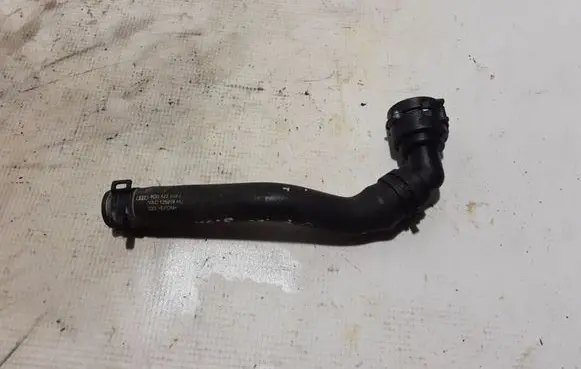 Audi A6 S6 C7 4G Engine coolant pipe/hose 4G0122109A