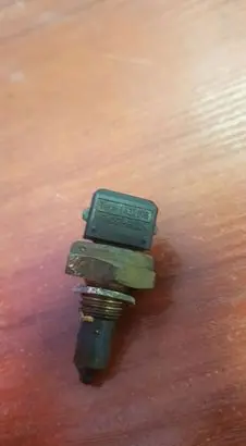 BMW 3 E46 Coolant temperature sensor 1433076
