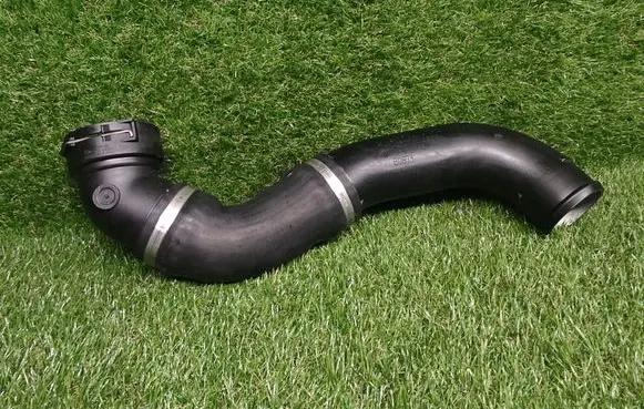 BMW 5 E60 E61 Intercooler hose/pipe 7600010 1371760001004 7789875