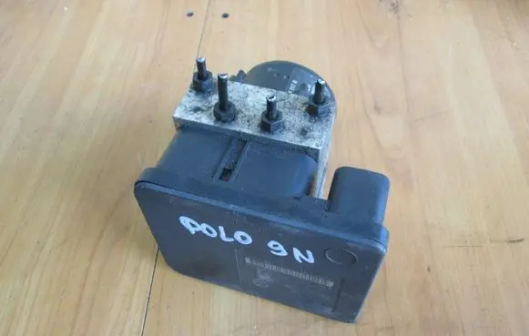 Seat Ibiza III (6L) ABS Pump 6Q0907379L