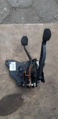 Peugeot 508 Pedal assembly 9670832080