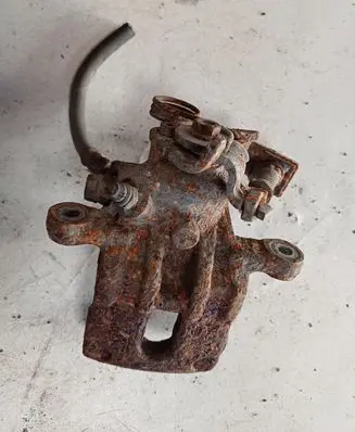 Honda Civic Rear brake cylinder 