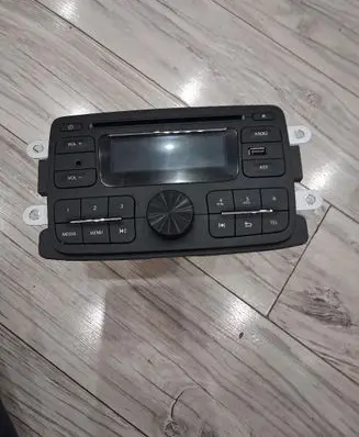 Dacia Logan II Radio/CD/DVD/GPS head unit 281157265r