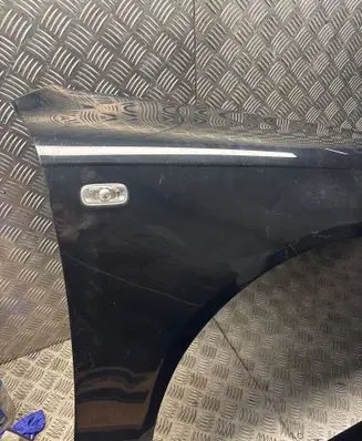 Audi A6 S6 C6 4F Fender 