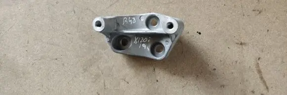 BMW X1 F48 F49 Driveshaft support bearing bracket 8519508 11118519508