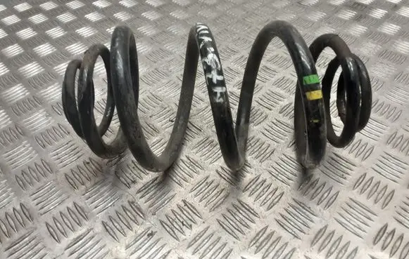 Opel Vivaro Rear coil spring