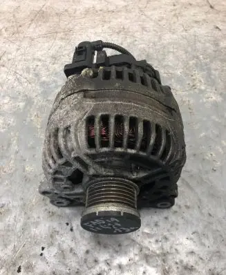 Skoda Fabia Mk2 (5J) Generator/alternator 03C903025F