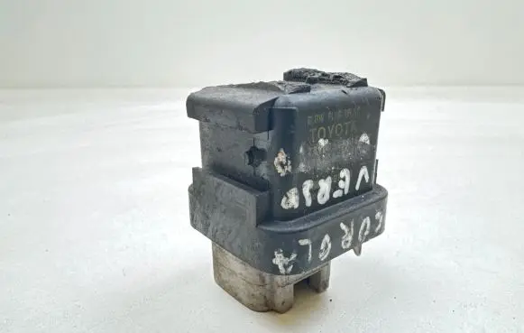 Toyota Corolla Verso E121 Glow plug pre-heat relay 7567008671