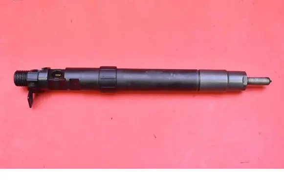 Fuel injector