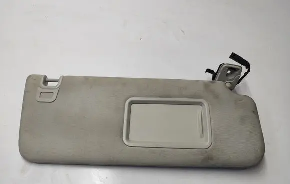 Land Rover Discovery 5 Sun visor A062289