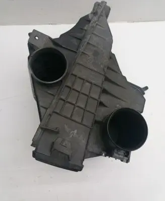 Nissan Tiida C11 Air filter box