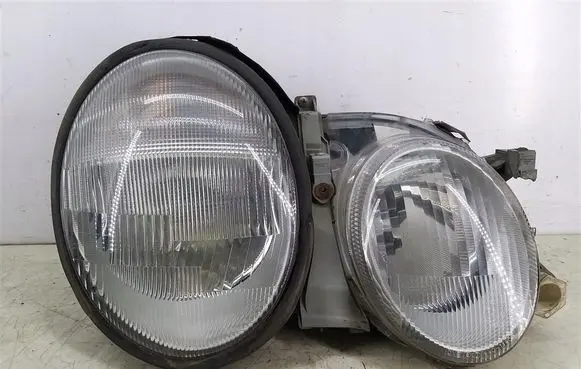Nissan Almera N16 Headlight/headlamp 