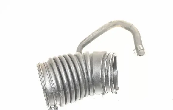 KIA Sorento Air intake hose/pipe 261303E510