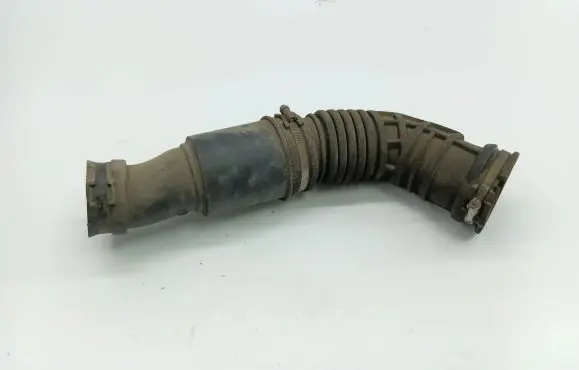 Chevrolet Trax Air intake hose/pipe