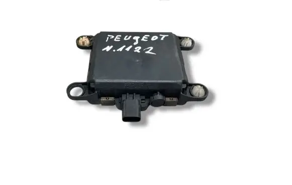 Peugeot 5008 Distronic sensor radar 9673046780 6PZ00993701 10900800