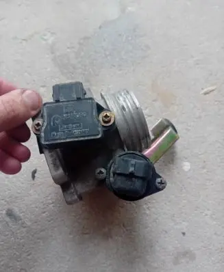 Renault Megane I Throttle valve 50231900 7700861679F 7700872188