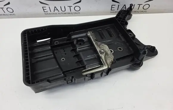 Volkswagen Tiguan Allspace Battery tray 5QF915325B 5QF803219B