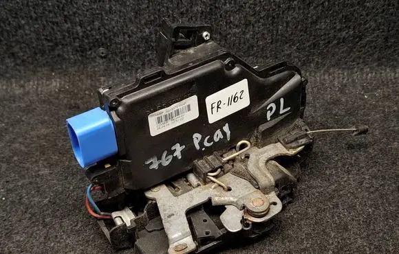 Porsche Cayenne (9PA) Front door lock 3D1837015AP